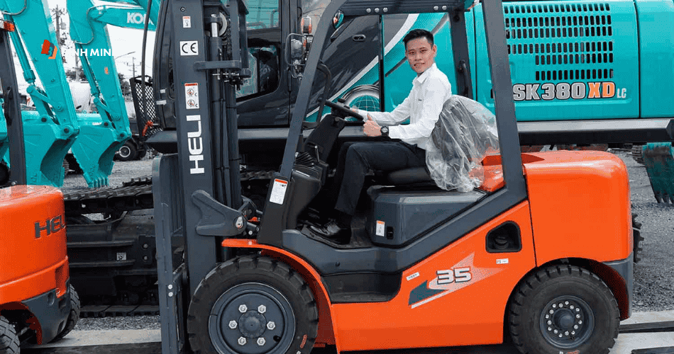 Thay Lốp Đặc Xe Nâng Chất Lượng - Giá Rẻ