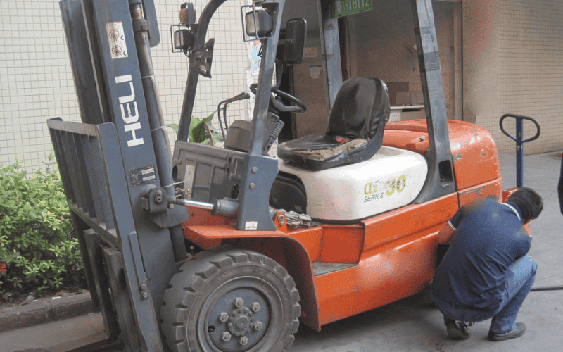 Cách bảo trì và khắc phục sự cố phụ tùng động cơ xe nâng